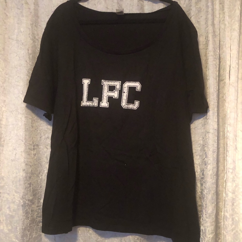 LFC Liverpool Football Club Scoop Neck Short Sleeve Black T-shirt, plus Size 5X